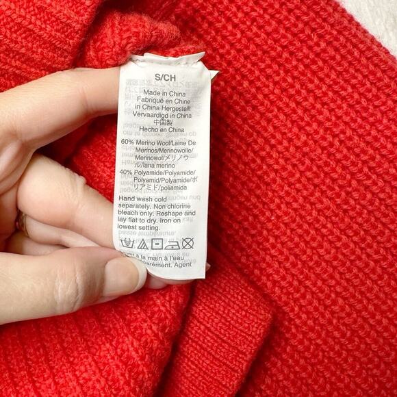 MADEWELL Calloway Boatneck Ribbed Wool Sweater Oversized Buttons Enamel Red Sz S - Picture 9 of 9